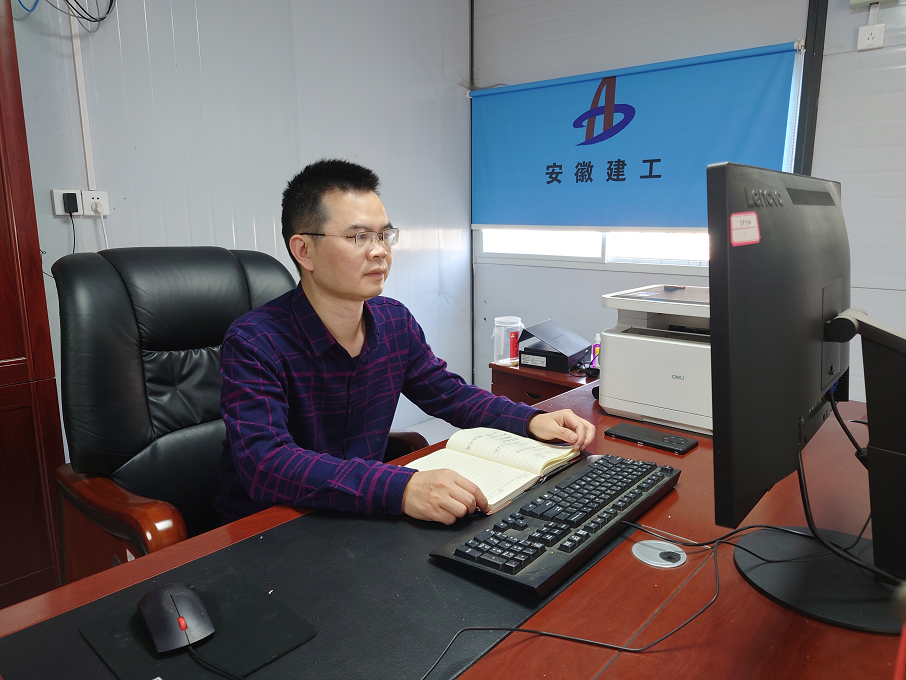 基層職工熱議黨的二十大系列報道（五） ：攻堅克難、奮勇前行，向公司交出一份份高質(zhì)量答卷！
